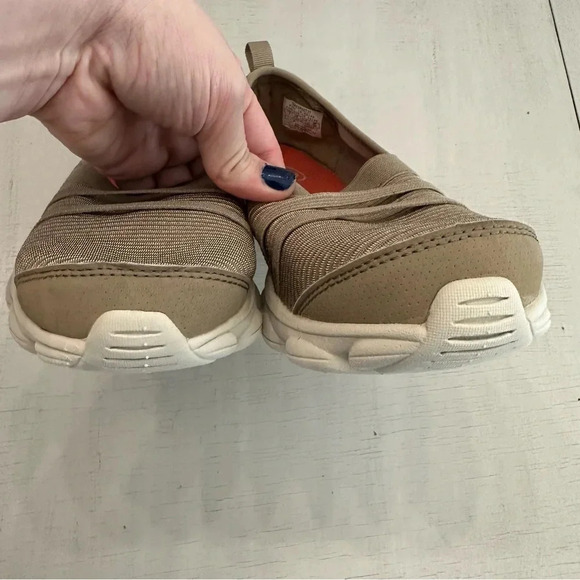 Easy Spirit 360 Women’s Tan Fabric Striped Slip On Casual Shoe Size 7 Wide GUC - Picture 5 of 9